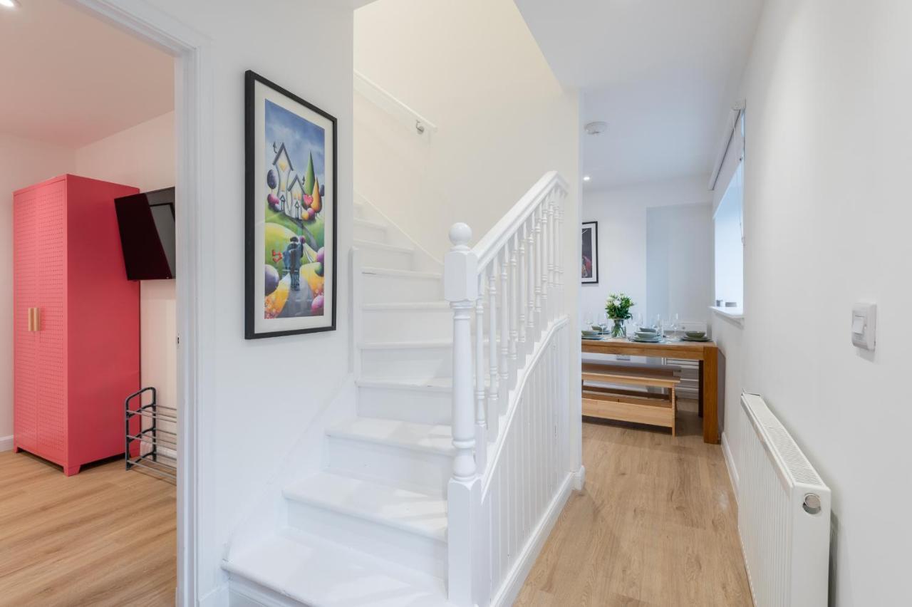The Pinkish House - 4 Bed Home In The Town Centre Blairgowrie and Rattray ภายนอก รูปภาพ