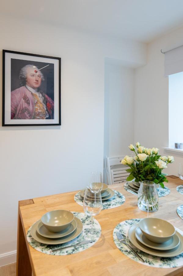 The Pinkish House - 4 Bed Home In The Town Centre Blairgowrie and Rattray ภายนอก รูปภาพ