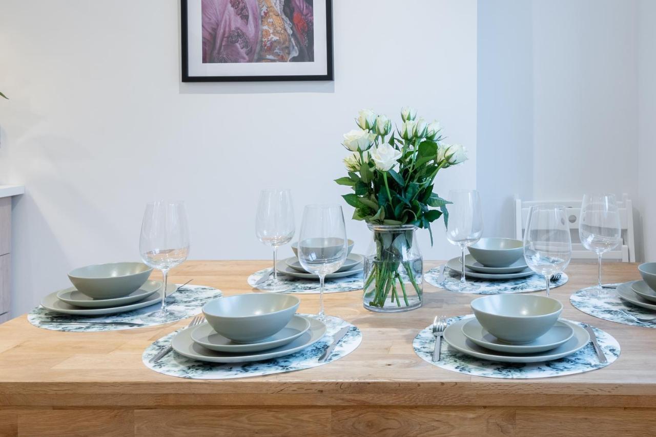 The Pinkish House - 4 Bed Home In The Town Centre Blairgowrie and Rattray ภายนอก รูปภาพ