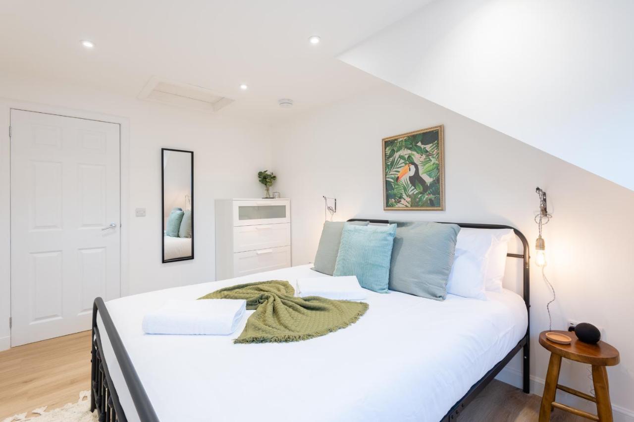 The Pinkish House - 4 Bed Home In The Town Centre Blairgowrie and Rattray ภายนอก รูปภาพ